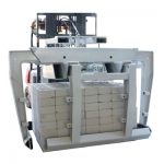 ប្លុកទ្វេនិងប្រដាប់ឥដ្ឋកំបិត។